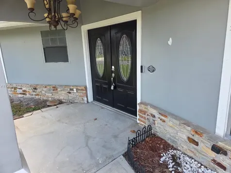 2356 Royal Oaks Boulevard Kissimmee FL 34744