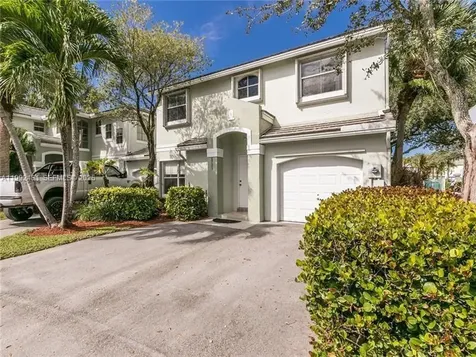 4731 Grapevine Way Davie FL 33331