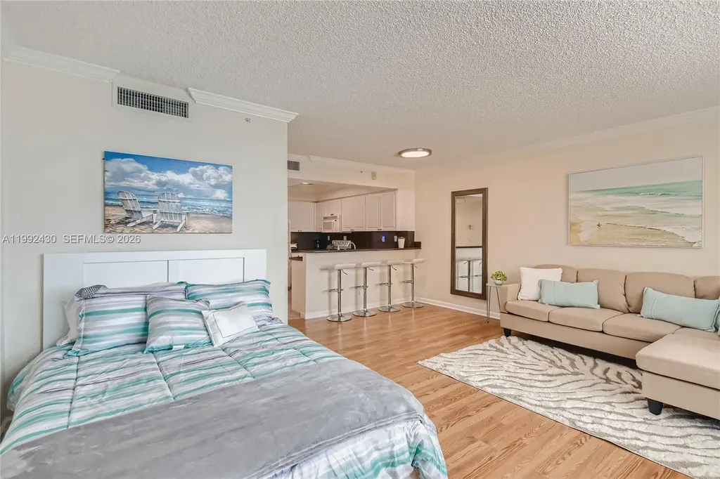 2501 S Ocean Drive Hollywood FL 33019