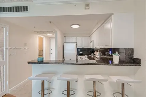 2501 S Ocean Drive Hollywood FL 33019