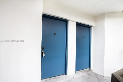 9441 Fontainebleau Boulevard Miami FL 33172