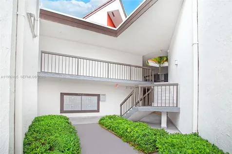 9441 Fontainebleau Boulevard Miami FL 33172