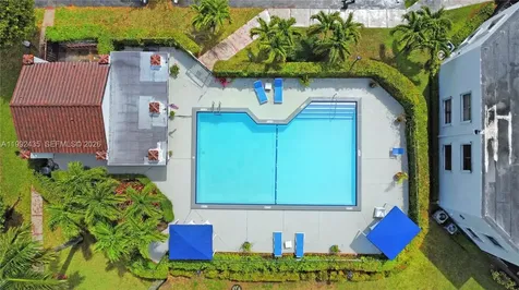 9441 Fontainebleau Boulevard Miami FL 33172