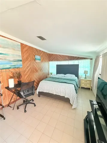 19631 NE 12th Court Miami FL 33179