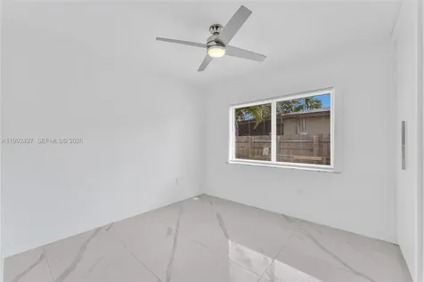 875 E 8th Street Hialeah FL 33010