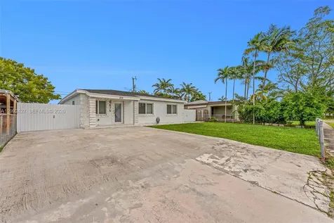 875 E 8th Street Hialeah FL 33010