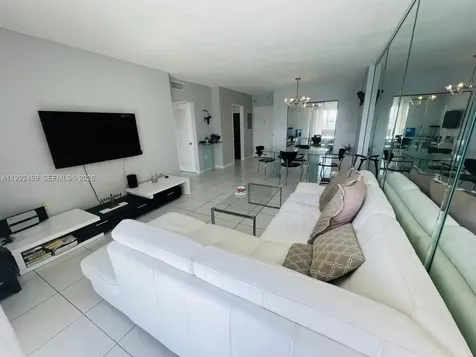 400 Kings Point Drive Sunny Isles Beach FL 33160