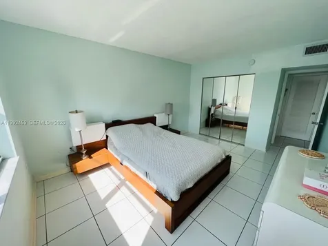 400 Kings Point Drive Sunny Isles Beach FL 33160