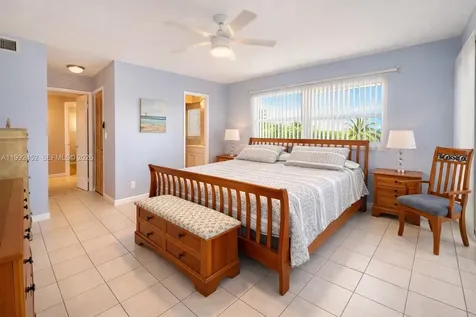 1425 Atlantic Shores Boulevard Hallandale Beach FL 33009