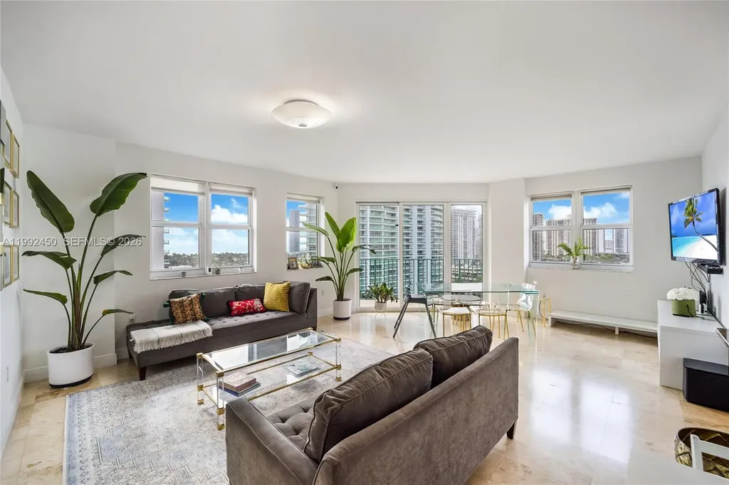 20000 E Country Club Drive Aventura FL 33180