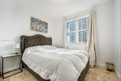 20000 E Country Club Drive Aventura FL 33180