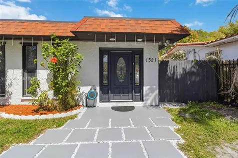 1321 NE 148th Street Miami FL 33161