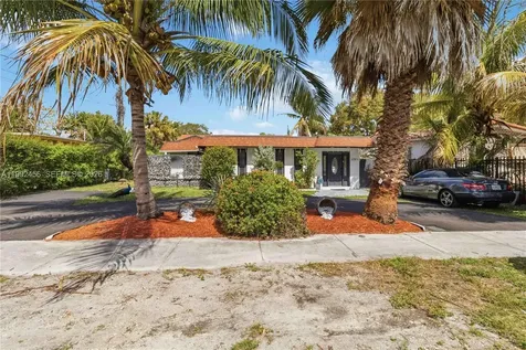 1321 NE 148th Street Miami FL 33161
