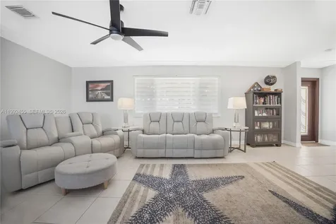 6121 SW 16th Street Plantation FL 33317