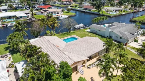 6121 SW 16th Street Plantation FL 33317