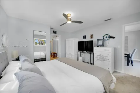 6121 SW 16th Street Plantation FL 33317