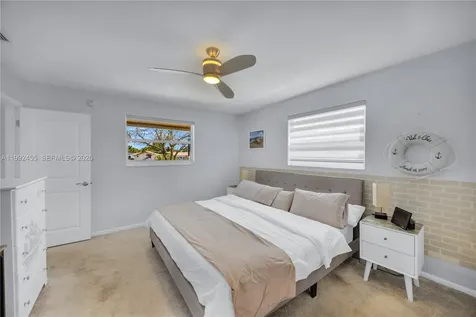 6121 SW 16th Street Plantation FL 33317