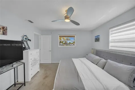 6121 SW 16th Street Plantation FL 33317