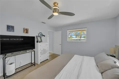 6121 SW 16th Street Plantation FL 33317