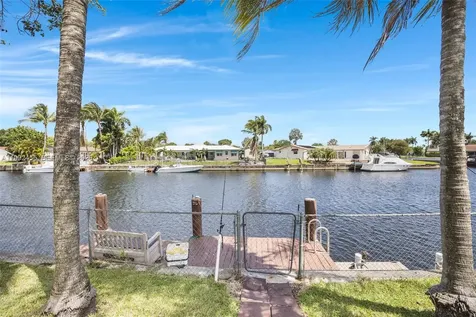 6121 SW 16th Street Plantation FL 33317
