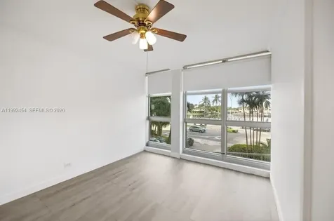 5055 Collins Avenue Miami Beach FL 33140