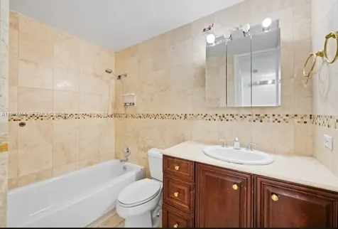 5055 Collins Avenue Miami Beach FL 33140