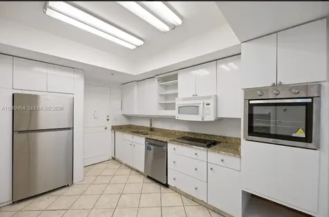 5055 Collins Avenue Miami Beach FL 33140