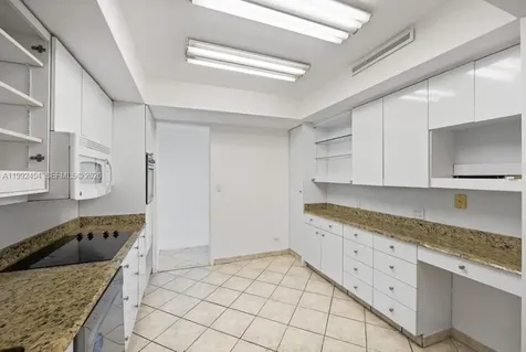 5055 Collins Avenue Miami Beach FL 33140
