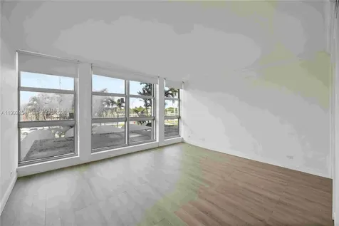 5055 Collins Avenue Miami Beach FL 33140