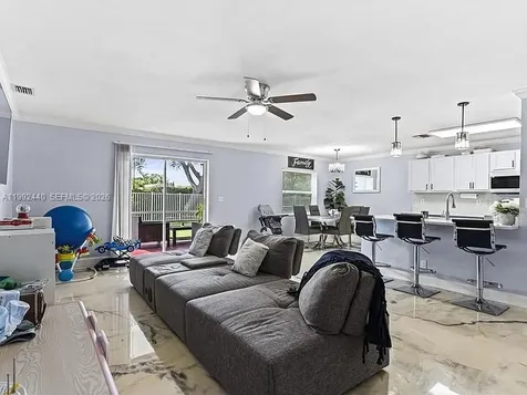 6627 Rainwood Cove Lane Boynton Beach FL 33463