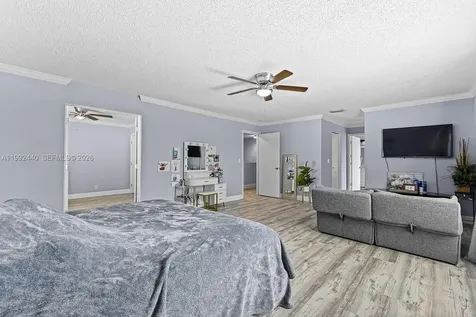 6627 Rainwood Cove Lane Boynton Beach FL 33463