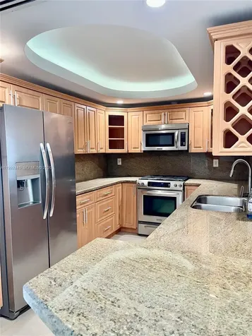 3140 S Ocean Drive Hallandale Beach FL 33009