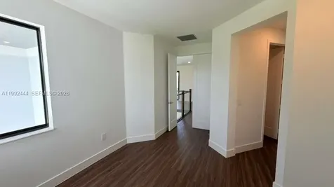 19708 NE 14th Avenue Miami FL 33179