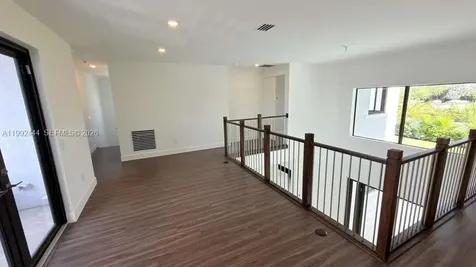 19708 NE 14th Avenue Miami FL 33179