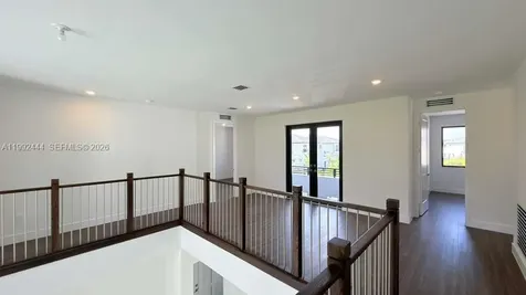 19708 NE 14th Avenue Miami FL 33179