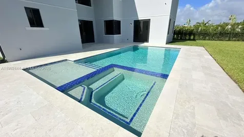 19708 NE 14th Avenue Miami FL 33179