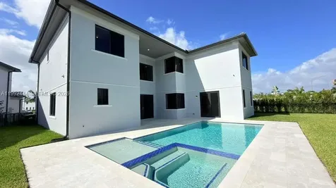 19708 NE 14th Avenue Miami FL 33179