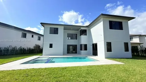 19708 NE 14th Avenue Miami FL 33179