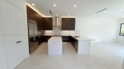19708 NE 14th Avenue Miami FL 33179