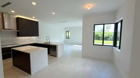 19708 NE 14th Avenue Miami FL 33179