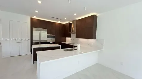 19708 NE 14th Avenue Miami FL 33179