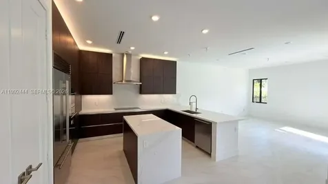 19708 NE 14th Avenue Miami FL 33179