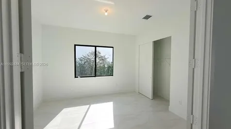 19708 NE 14th Avenue Miami FL 33179