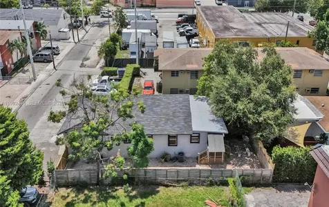 2135 SW 4th Street Miami FL 33135