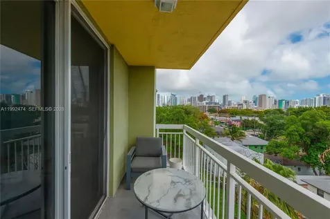 816 NW 11th Street Miami FL 33136