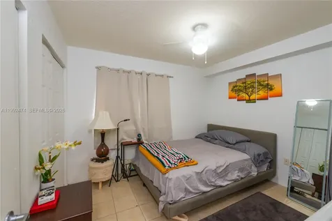 816 NW 11th Street Miami FL 33136