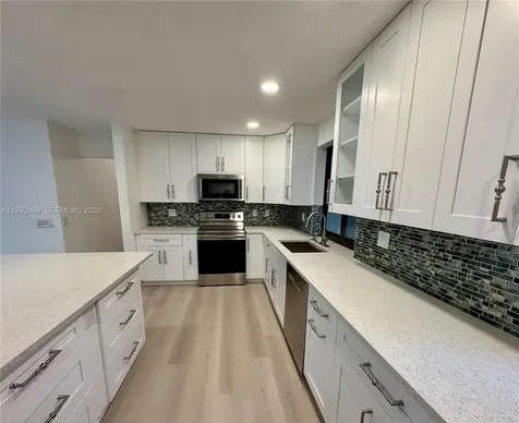 2159 Baton Rouge Weston FL 33326