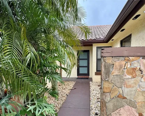 2159 Baton Rouge Weston FL 33326