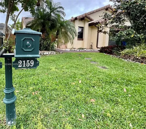 2159 Baton Rouge Weston FL 33326