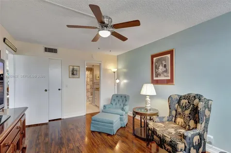 336 Golfview Road North Palm Beach FL 33408